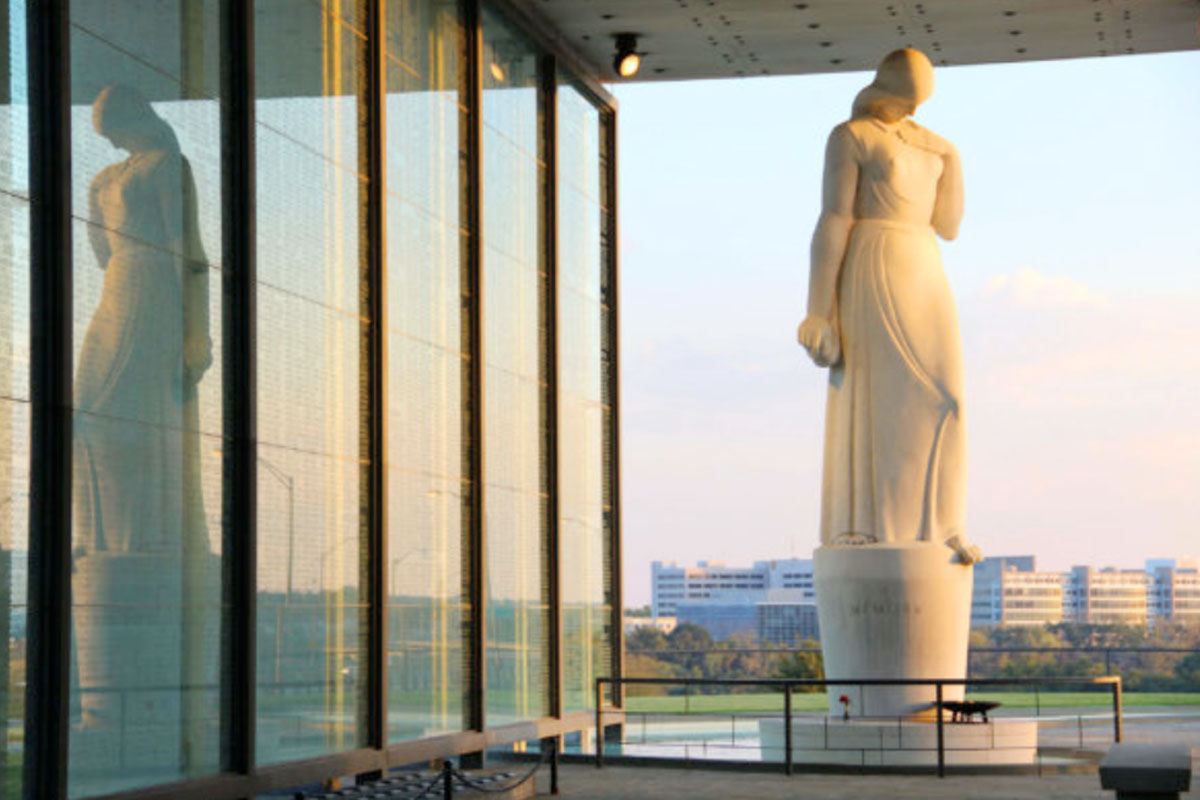 Unique Veteran’s Day Memorials To Visit